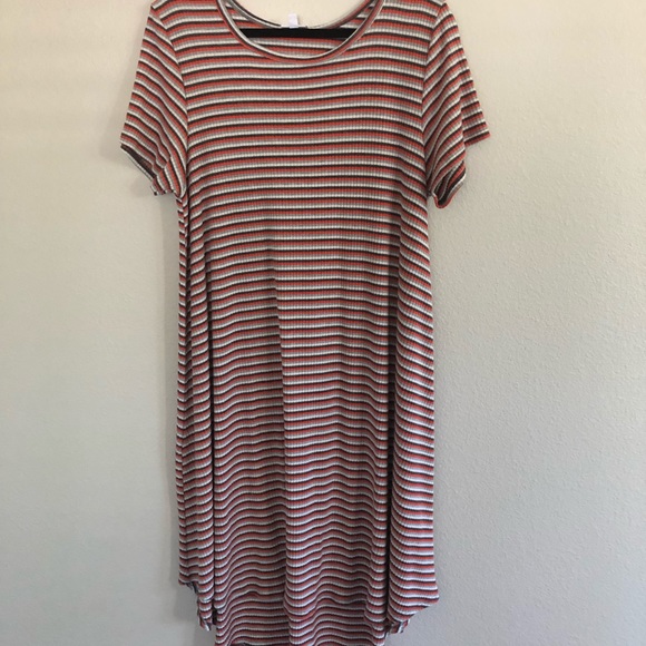 LuLaRoe Dresses & Skirts - Lularoe Carly 2XL